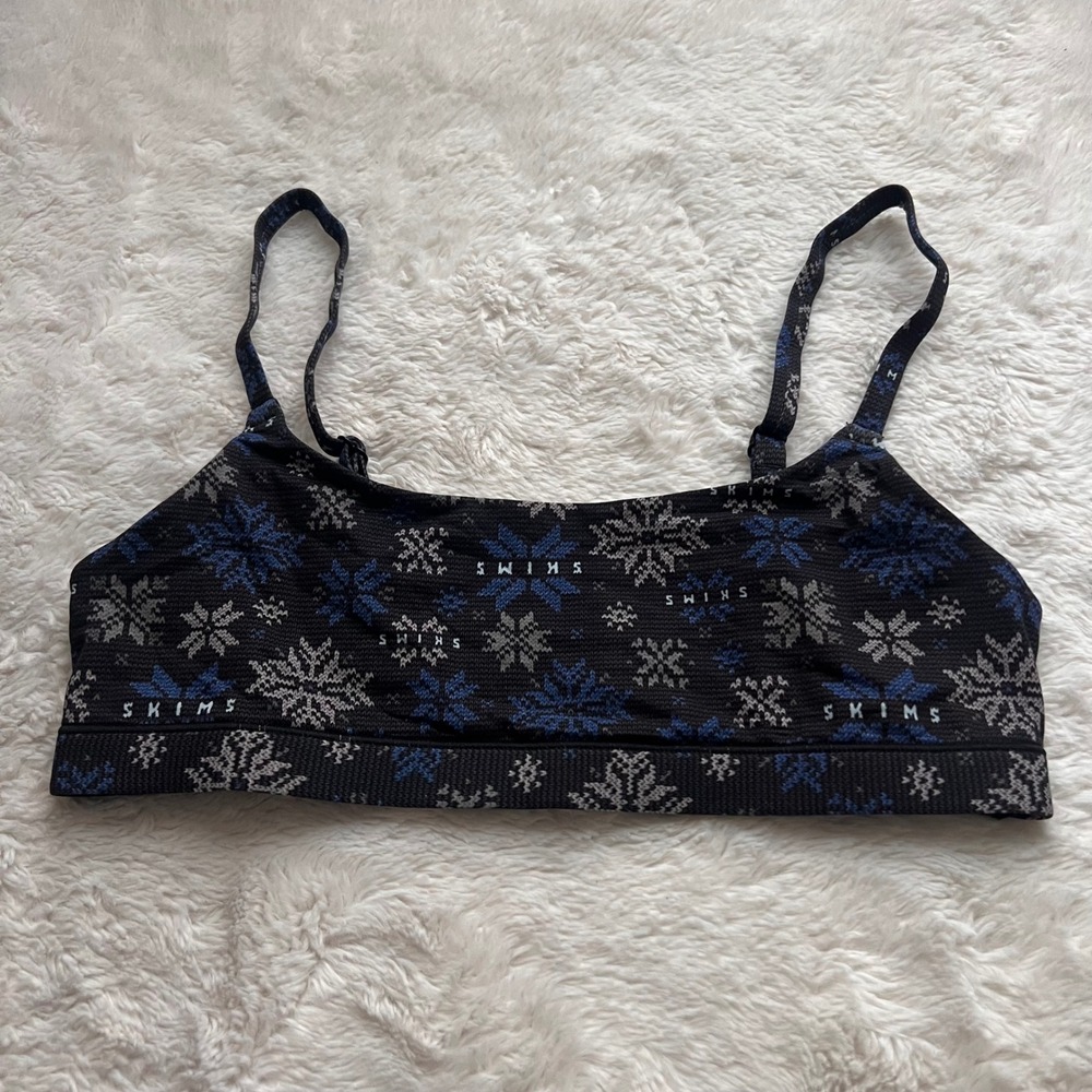 SKIMS Womens Holiday Fair Isle Snowflake Bralette Black Blue Grey Small RN158973